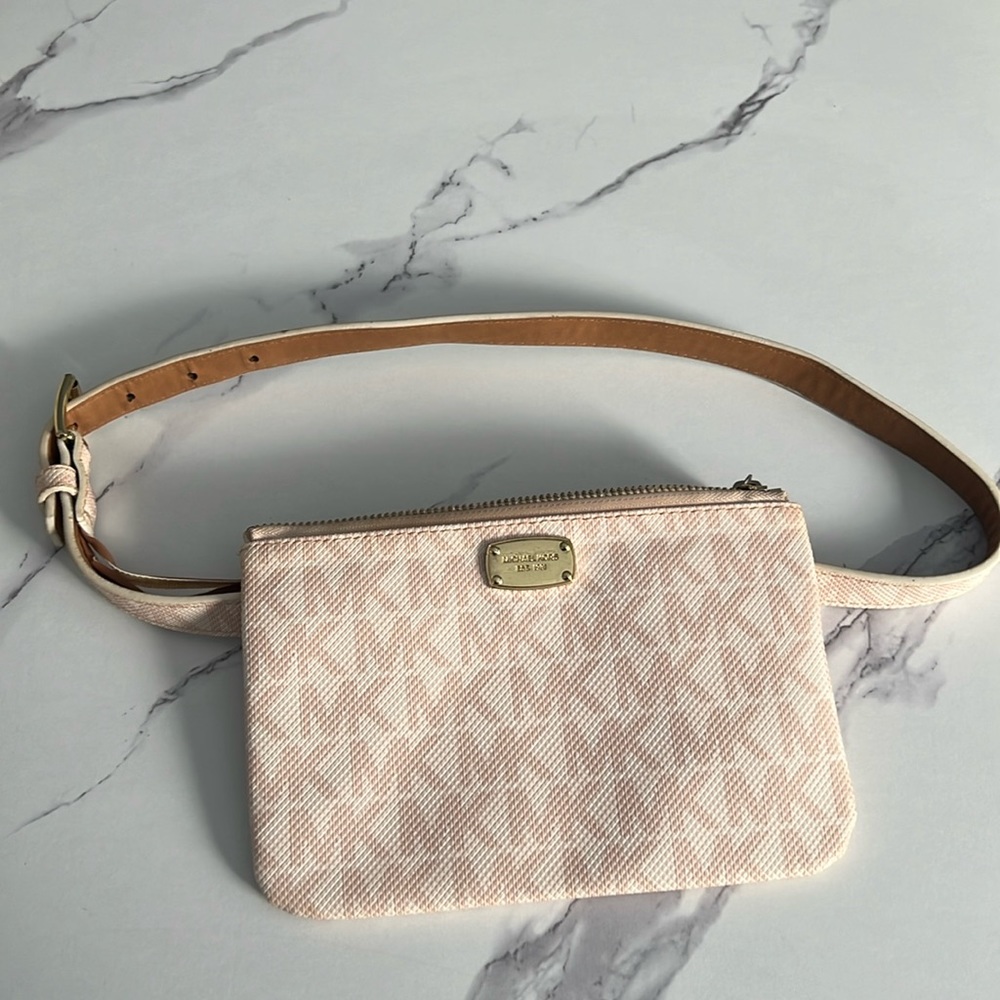 Michael Kors fanny pack